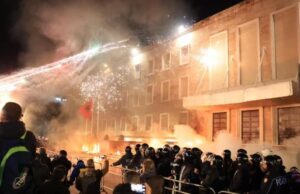 Protesta e 10 shkurtit, Policia angazhon mbi 1.000 efektivë