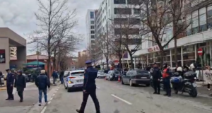 “Autori 58-vjeçar q*lloi me a*më në dysheme”, policia jep detaje për tentativën e grabitjes së bankës