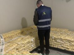 AKU ‘bllokon’ produktet e pasigurta ne nje baxho në FIER