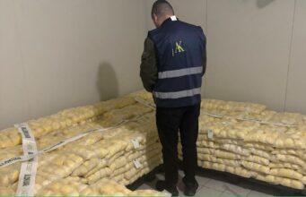 AKU ‘bllokon’ produktet e pasigurta ne nje baxho në FIER