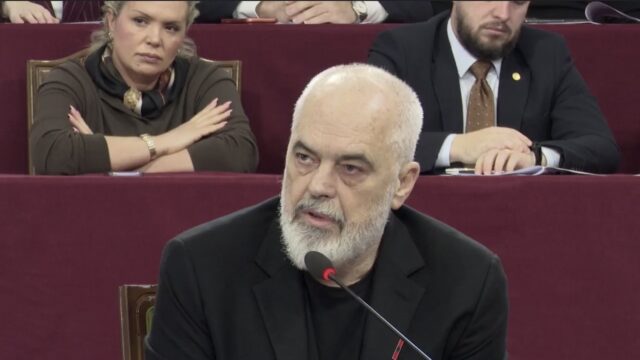 A do t’i heqë Kuvendi imunitetin Ballukut? Rama kujton forcën e kartonit të PS