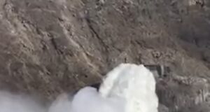 Rriten prurjet në Fierzë, nisin shkarkimet me 1000 m³/s