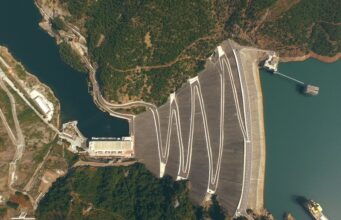 Qeveria do të marrë 40 mln euro kredi për rehabilitimin e hidrocentralit të Fierzës