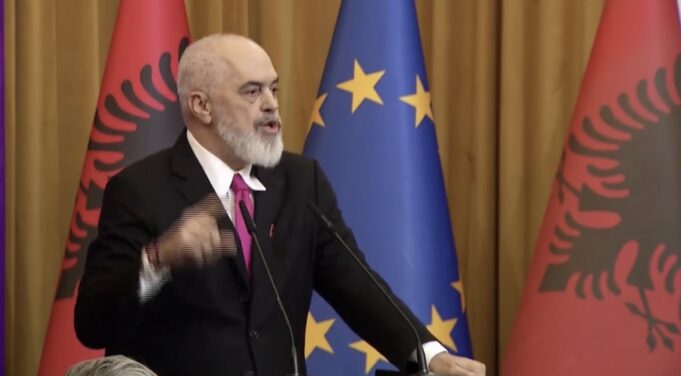 Pezullimi i Ballukut/ Rama: Ndërhyrje brutale! Gjyqësori të mos gjymtojë pavarësinë e dy pushteteve të tjera