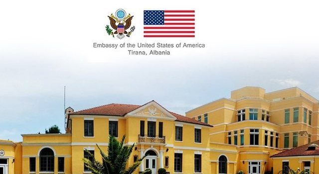 Protesta e opozitës, ambasada e SHBA thirrje qytetarëve amerikanë: Shmangi vendet ku zhvillohet tubimi