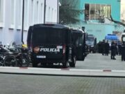 Protesta e opozitës/ 1300 efektivë në gatishmëri para godinës së Kryeministrisë