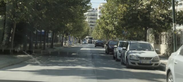 Rikthehet parkimi me pagesë në Vlorë, përfshihen 20 rrugë dhe sheshe