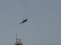 Avion luftarak rrëzohet pranë një baze ajrore amerikane në Kuvajt