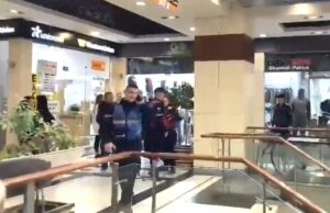 Gr*bitje me a*më në Tiranë në një pikë këmbimi valutor