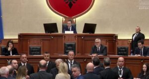 Miratohen ne Kuvend emrat e ministrave te rinjë