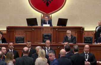 Miratohen ne Kuvend emrat e ministrave te rinjë