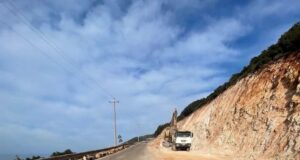 ARRSH njofton: Shpërthim i kontrolluar në Palasë per ndërtimin e rrugëve lidhëse të Llogarasë