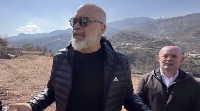 Rama inspekton aksin Librazhd–Prrenjas pas bllokimit 11-ditor nga rrëshqitjet e dheut