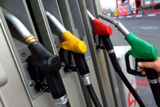 Nafta “thyen” rekord në Shqipëri,198 lekë/litër