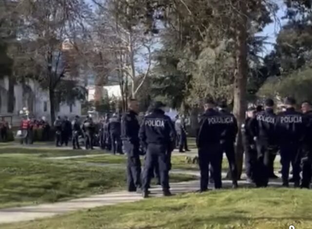 PD protestë para Kuvendit, 1500 efektivë policie në terren