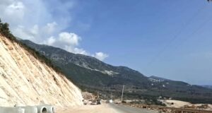 Shp*rthim i kontrolluar në rrugën Llogara–Palasë, ARRSH njofton ndërhyrje për punimet në trasenë e rrugës