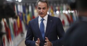 Mitsotakis: Greqia nuk do të marrë pjesë në asnjë operacion ushtarak pranë Iranit