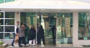 Rama mbledh në takim,drejtuesit e rinje politik ne qarqe