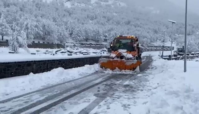 Rikthehet dimri në veri, dëborë në Bogë–Qafë Thore dhe Razëm