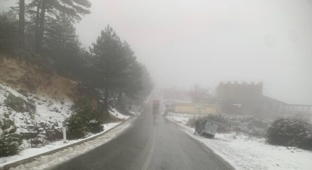 Llogaraja mbulohet nga bora, autoritetet thirrje për kujdes dhe përdorimin e tunelit