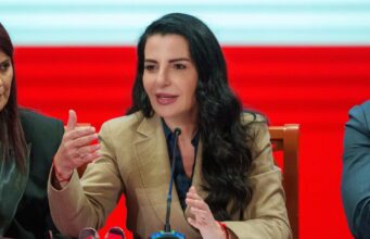 Belinda Balluku: PS në Fier nis fazë të re riorganizimi pas fitores historike