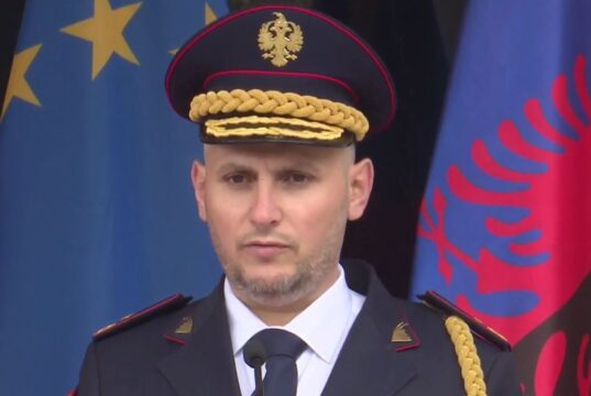 Skënder Hita merr detyrën si kryepolic: “Do pastrojmë radhët nga shkelësit e ligjit”