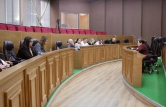 Anëtari i Këshillit Bashkiak: “Patosi u përket socialistëve, jo pazareve”