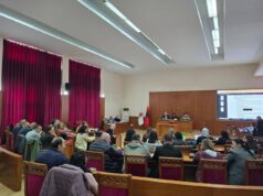 Kërkohet dorëheqja e kryetares së Këshillit Bashkiak FIER