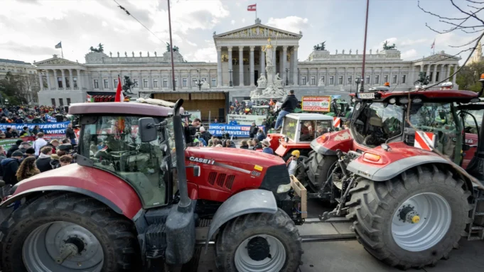 300 traktorë në rrugët e Vjenës, fermerët kërkojnë transparencë për origjinën e produkteve