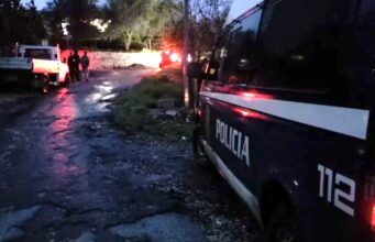 Fier, 40-vjeçari gjendet i pajetë dhe i q*lluar a*më në trup