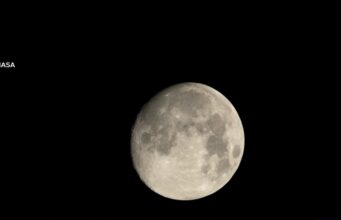 Fluturimi pranë Hënës, ekuipazhi i Artemis nis fotot e para