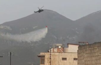 ZJARR MASIV PRANË QSUT-së, EVAKUOHEN BANORËT – 4 TË ASFIKSUAR, NDËRHYRJE EDHE NGA AJRI