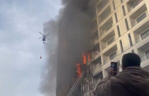 8 persona të lënduar nga zjarri, 7 me asfiksi në QSUT, një zjarrfikëse te Trauma