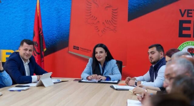 Balluku serish ne Fier/Riorganizim dhe zgjerim i PS në çdo njësi