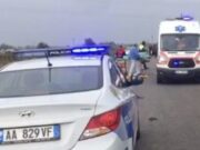 Del nga rruga në autostradë, 39-vjeçari humb jetën, një i plagosur