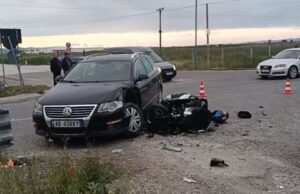 Motoçiklisti përplaset nga një automjet ne Lushnje -Fier