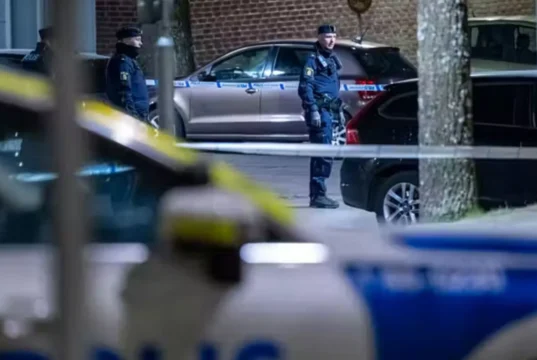 U v*a me armë zjarri në Suedi ,trupi i 21-vjeçarit shqiptar nga Fieri, mbërrin në atdhe