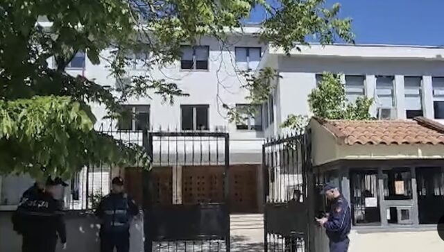 Vr*sja në Memaliaj, gjykata cakton “arrest shtëpie” për dy të ndaluar