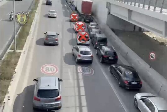 Policia Rrugore: 6,373 masa administrative në 72 orë, mijëra shkelje për sigurinë rrugore