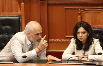 Spiropali reagon pas përplasjes me Ramen: “Nëse kritika është arsye për përjashtim, më përjashto”