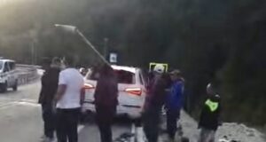 Aksident i rëndë në hyrje të tunelit të Llogarasë