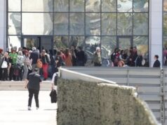 Të sht*na pranë gjykatës në Athinë, disa të pl*gosur nga s*lmi me a*më