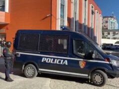 Goditet rrjeti i dr*gës në Elbasan, 26 të arrestuar dhe disa në kërkim, sekuestrohen kan*bis e k*ka*në