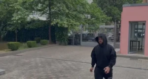 Noizy dhe i ati dëshmojnë në GJKKO për bandën e Laert Haxhiu
