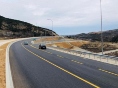 Qeveria miraton shpronësimet për dy akse rrugore: Elbasan-Lekaj dhe Bërdicë-Bahçallëk