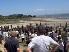 Policia e Vlorës reagon për incidentin në protestën e Zvërnecit, procedohen 17 persona