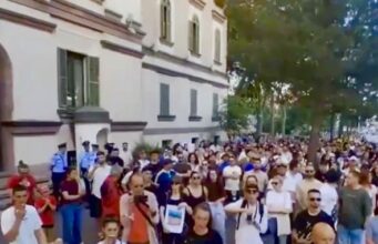 Protestë para Ministrisë së Brendshme për ngjarjet në Zvërnec