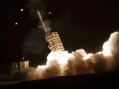 SHBA-të bombardojnë radarët iranianë, Teherani përgjigjet me raketa balistike