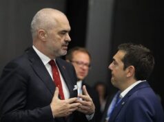 Rama replikon me ish-kryeministrin grek Alexis Tsipras per ngjarjen ne Zvernec