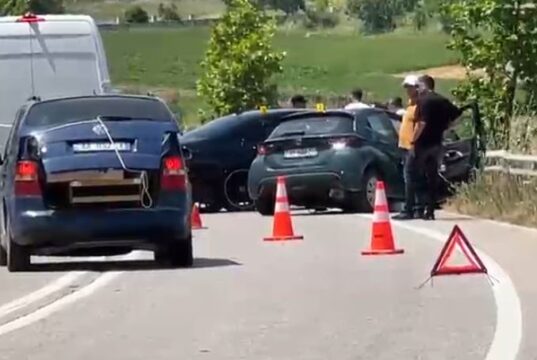 Aksident në Levan-Tepelenë/ 3 të plagosur, mes tyre edhe dy shtetas gjermanë